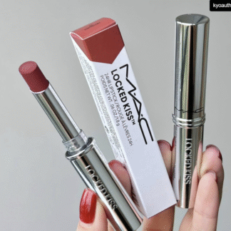 Son MAC Locked Kiss 24HR Lipstick 69 Sophistry – Màu Nâu Đỏ