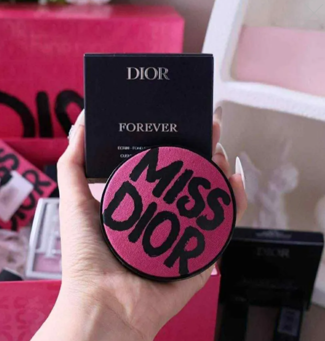 Phấn Nước Dior Cushion Dior Forever - 0N - Shocking Pink ( Gồm Case + Lõi )